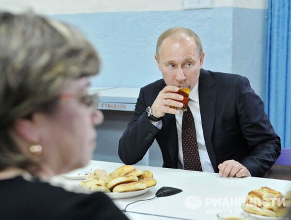 Рабочая поездка премьер-министра РФ Владимира Путина в Уральский федеральный округ