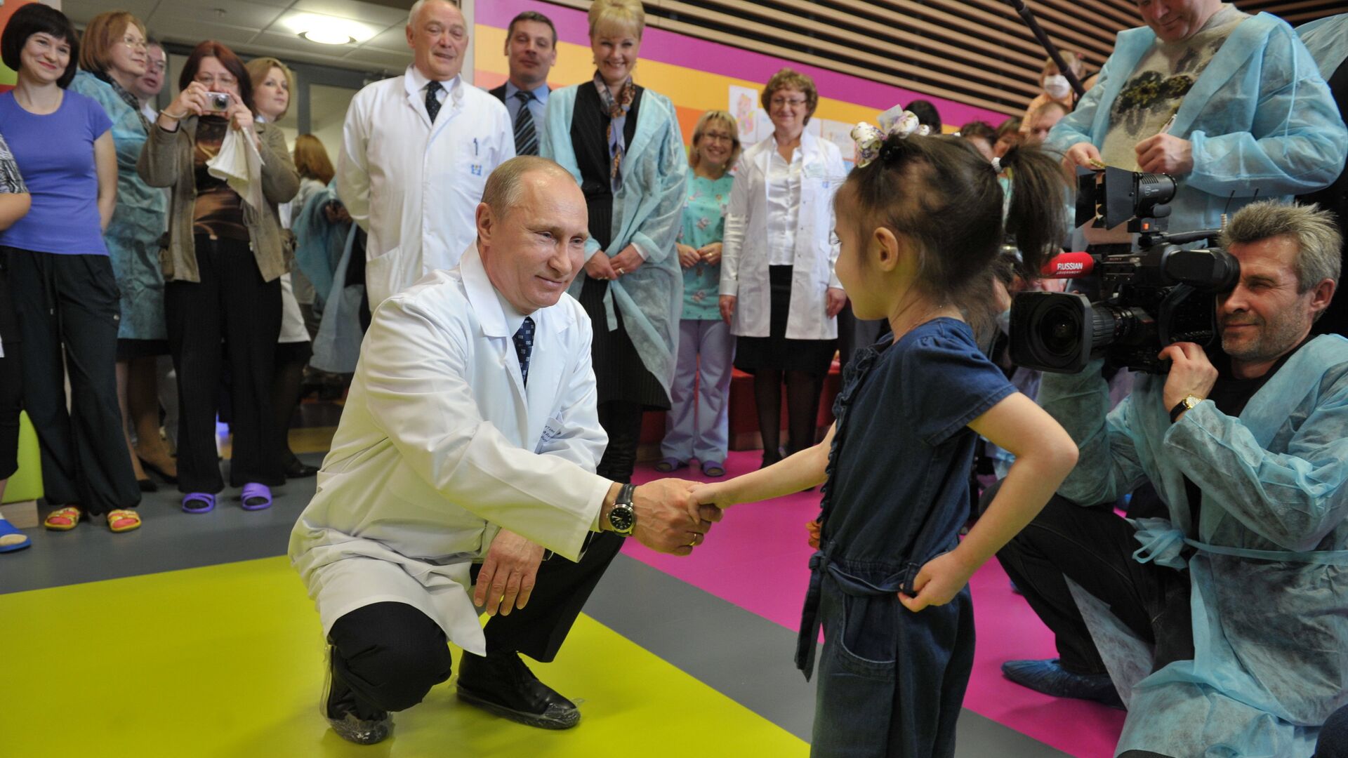 Премьер-министр РФ В.Путин посетил Центр детской гематологии, онкологии и иммунологии - РИА Новости, 1920, 27.05.2021