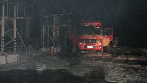 Сгоревший бензовоз на нефтебазе в Амурской области