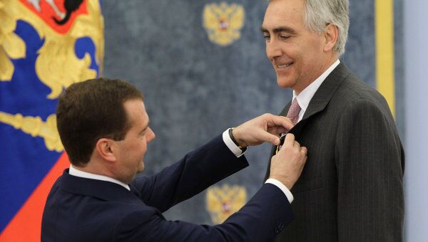 Д.Медведев вручил российские госнаграды ряду иностранных граждан