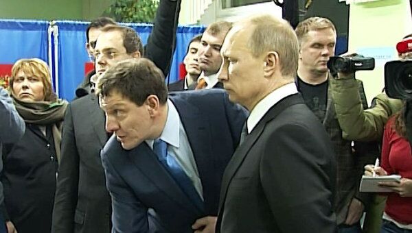 Путин увидел ПАК в действии на избирательном участке в Новосибирске