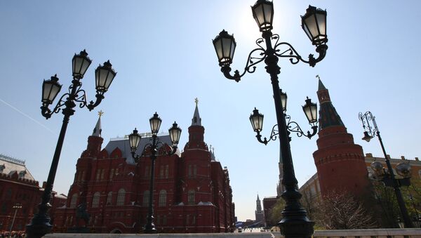 Вид на Государственный Исторический музей и Кремль. Архивное фото