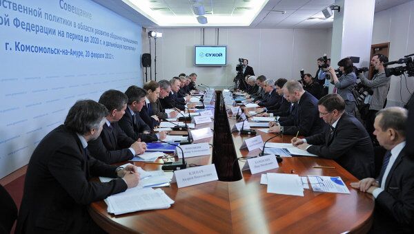 Премьер-министр РФ В.Путин провел совещание по развитию оборонно-промышленного комплекса РФ