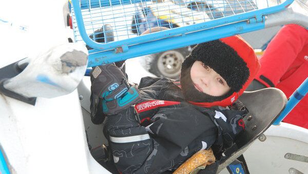 Правила детского вождения: несовершеннолетний автокросс в Черноголовке