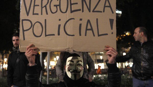Десятки тысяч испанцев протестовали против жестоких действий полиции