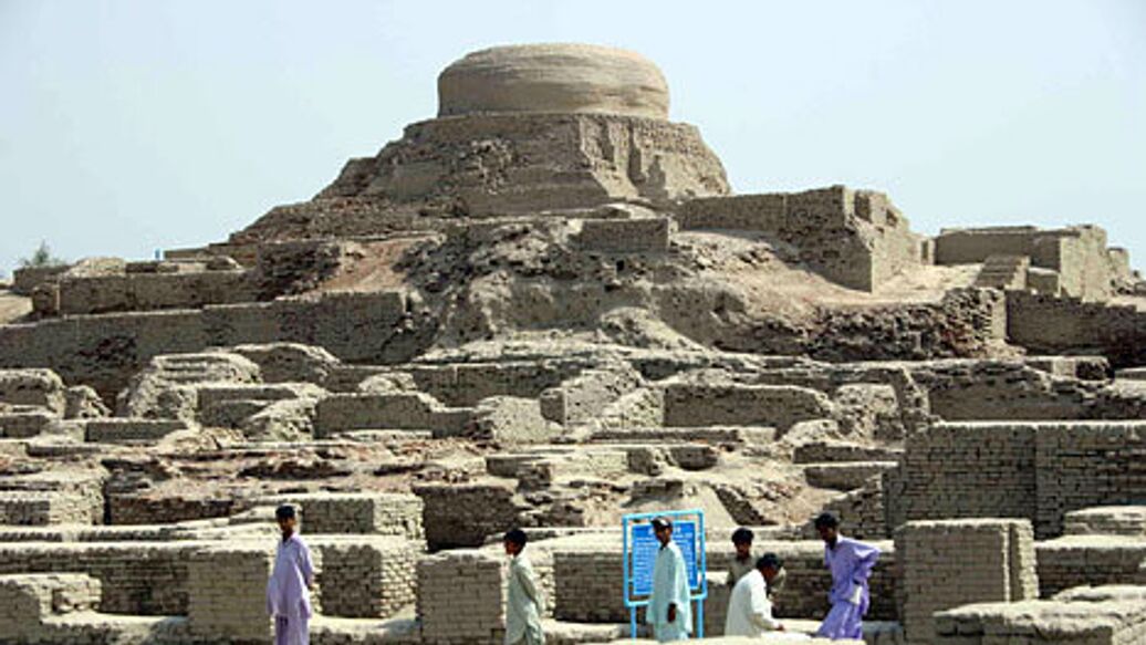 Стихия угрожает останкам одного из древнейших городов планеты