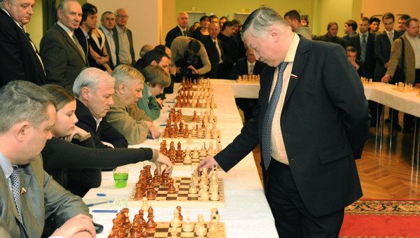 Сеанс одновременной игры в шахматы Анатолия Карпова