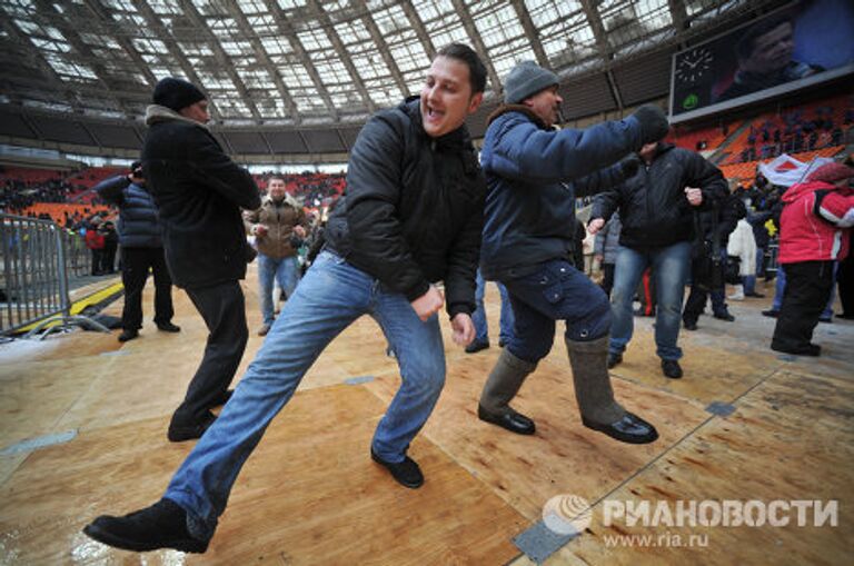 Шествие и митинг Защитим страну! в поддержку В.Путина