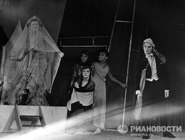Спектакль Принцесса Турандот в театре имени Вахтангова