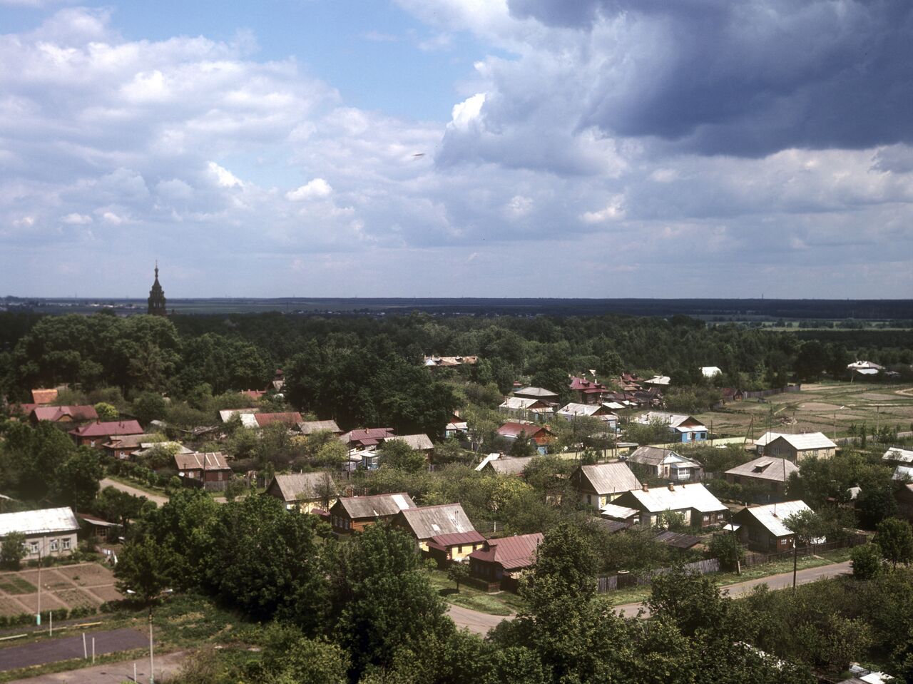 Аварийный дом снесли в Павловском Посаде - РИА Новости, 16.06.2021