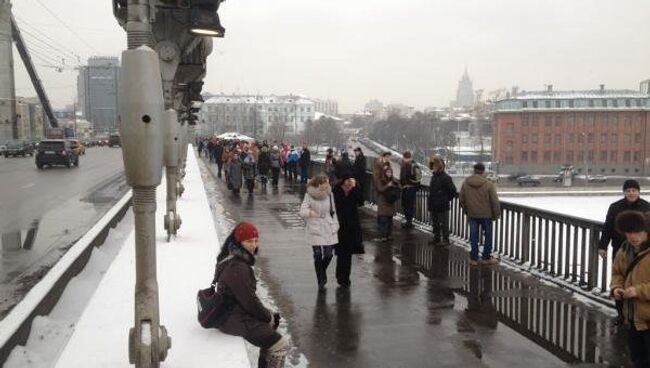 Акция Живая цепь на Садовом кольце в Москве 