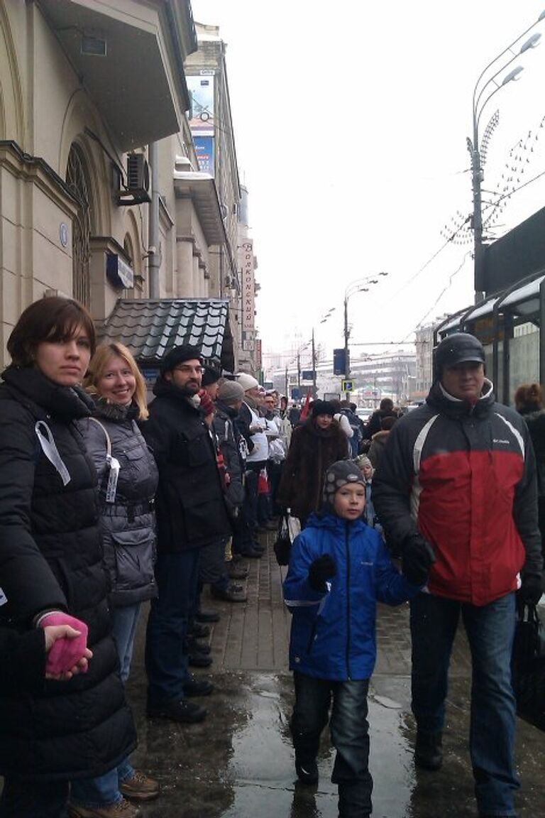 Акция Живая цепь на Садовом кольце в Москве 