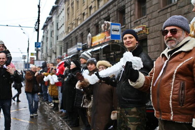 Акция Живая цепь на Садовом кольце в Москве 