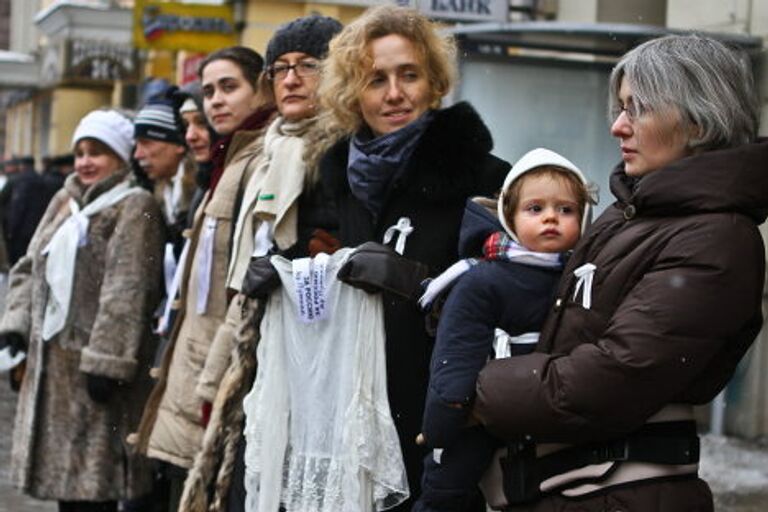 Акция Живая цепь на Садовом кольце в Москве 