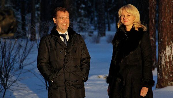 Президент РФ Дмитрий Медведев и глава Минздравсоцразвития РФ Татьяна Голикова