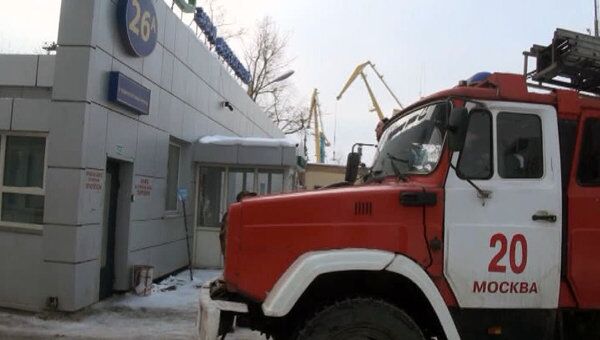 Более 20 человек эвакуировали из горящих складов на юго-востоке Москвы