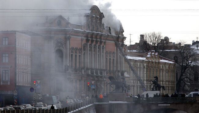 Пожар во дворце Белосельских-Белозерских в Санкт-Петербурге