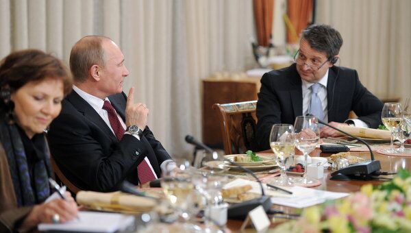 Встреча премьер-министра РФ В.Путина с главными редакторами ведущих иностранных изданий