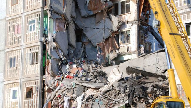 Ликвидация последствий обрушения жилого дома в Астрахани