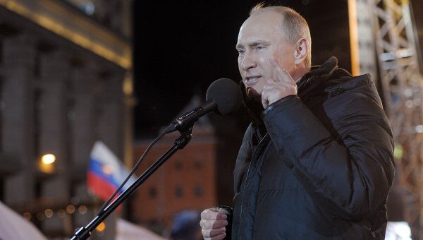 В.Путин участвует в митинге на Манежной площади