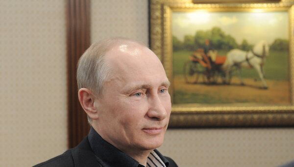 Кандидат в президенты РФ В. Путин посещает избирательный штаб