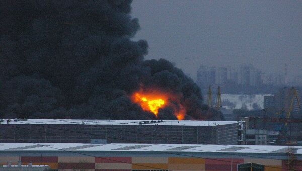 Крупный пожар на юге Москвы потушен
