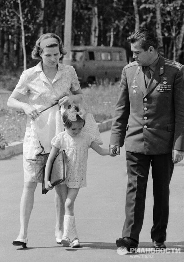 Валентина Терешкова и Андриян Николаев с дочерью Аленой