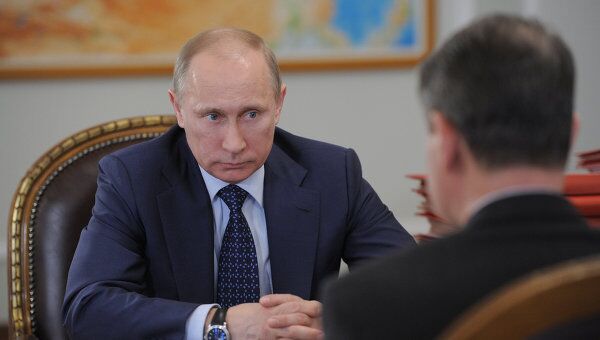 Премьер-министр РФ В.Путин встретился с министром культуры РФ А.Авдеевым