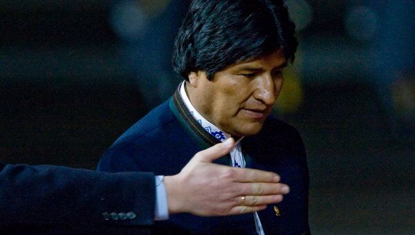 Боливия просит другие страны помочь расследовать покушение на Моралеса