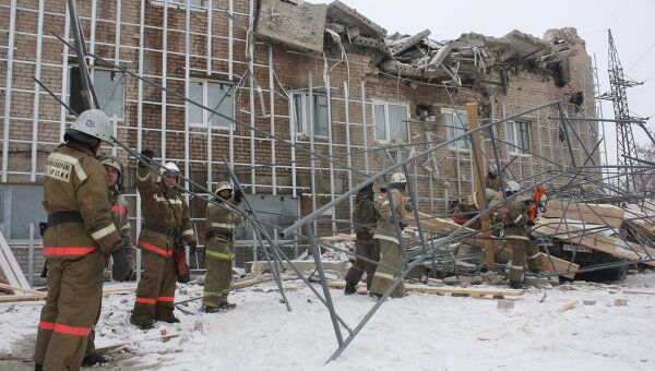 Офисное здание обрушилось в Челябинске
