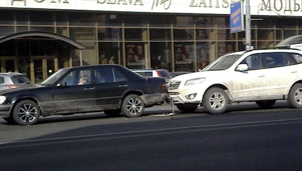 Четыре автомобиля не поделили дорогу на северо-востоке Москвы