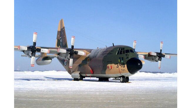 Самолет С-130 Геркулес. Архив