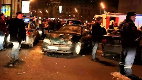Один погиб и двое пострадали в крупной аварии на Садовом кольце в Москве