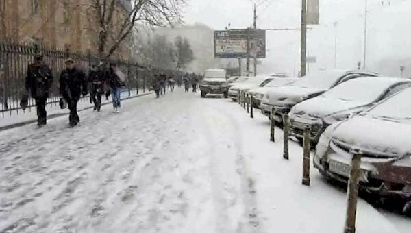 На Москву обрушился сильный снегопад