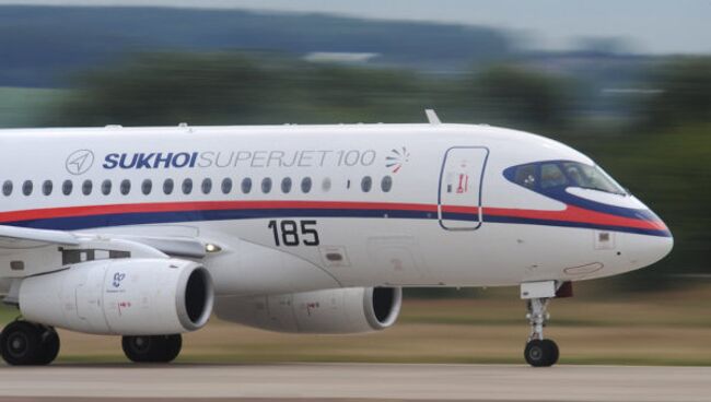 Самолет Superjet 100. Архив