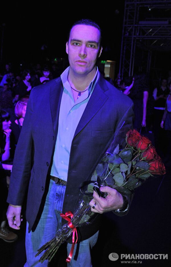Показ Slava Zaitsev в рамках Mercedes-Benz Fashion Week Russia Показ Slava Zaitsev в рамках Mercedes-Benz Fashion Week Russia