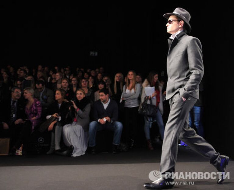 Показ Slava Zaitsev в рамках Mercedes-Benz Fashion Week Russia