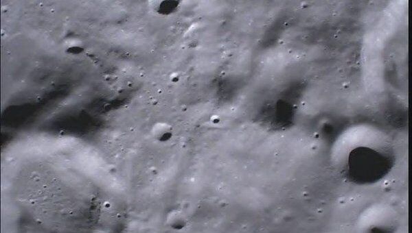 Зонды НАСА передали на Землю первые фотографии Луны, сделанные по заявкам школьников