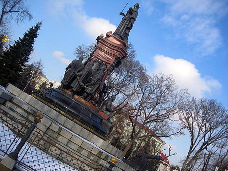 Памятник императрице Екатерине - основательнице Екатеринодар