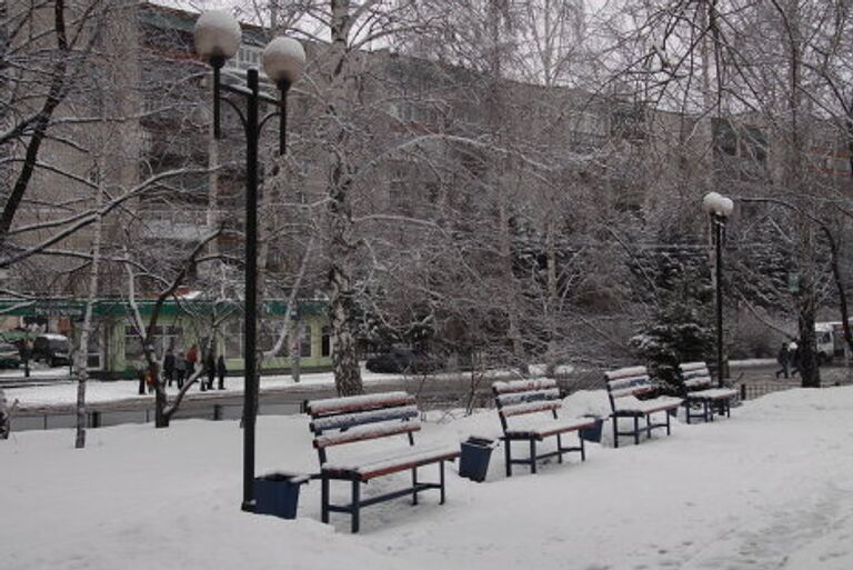 Дожди и лужи: как Омск и Томск справляются с весной