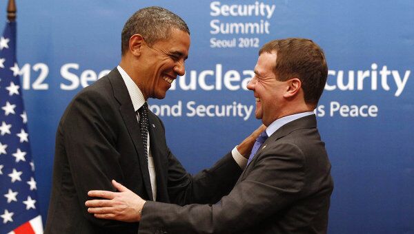 Медведев и Обама на саммите в Сеуле