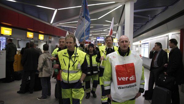 Забастовка служащих в берлинском аэропорту Тегель