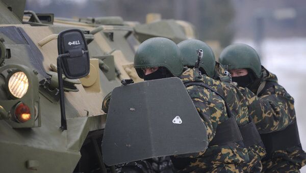 Учения батальонной группы и антитеррористических подразделений ВВ МВД РФ. Архивное фото