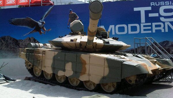 Модернизированный танк Т-90С. Архивное фото