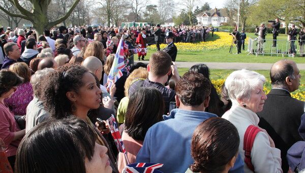 Жители района Редбридж ждут приезда королевы Елизаветы II