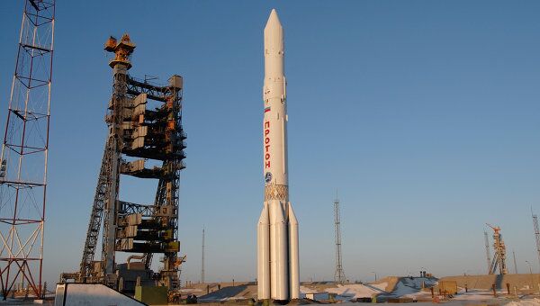 Ракета-носитель «Протон» на стартовой площадке космодрома Байконур