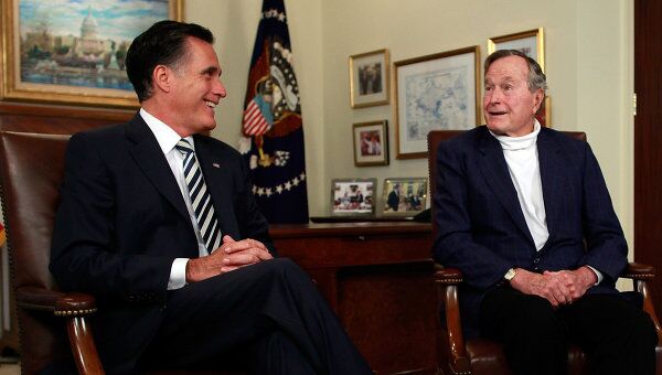 Джордж Буш-старший призвал республиканцев поддержать Ромни на выборах