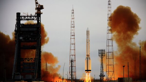 РН Протон-К с российским спутником военного назначения стартовала с космодрома Байконур