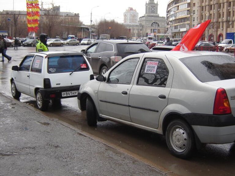 Волгоград автопробег дороги дураки митинг