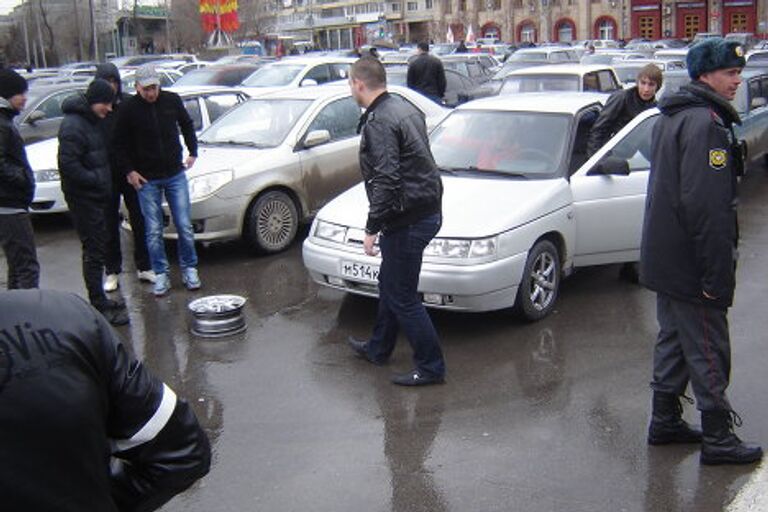 Волгоград автопробег дороги дураки митинг